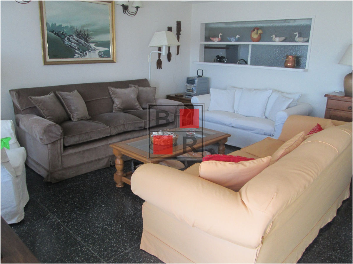 Apartamento ID.72 - Alquiler TEMPORADA, Apato. 2 Dormitorios Zona Mansa.