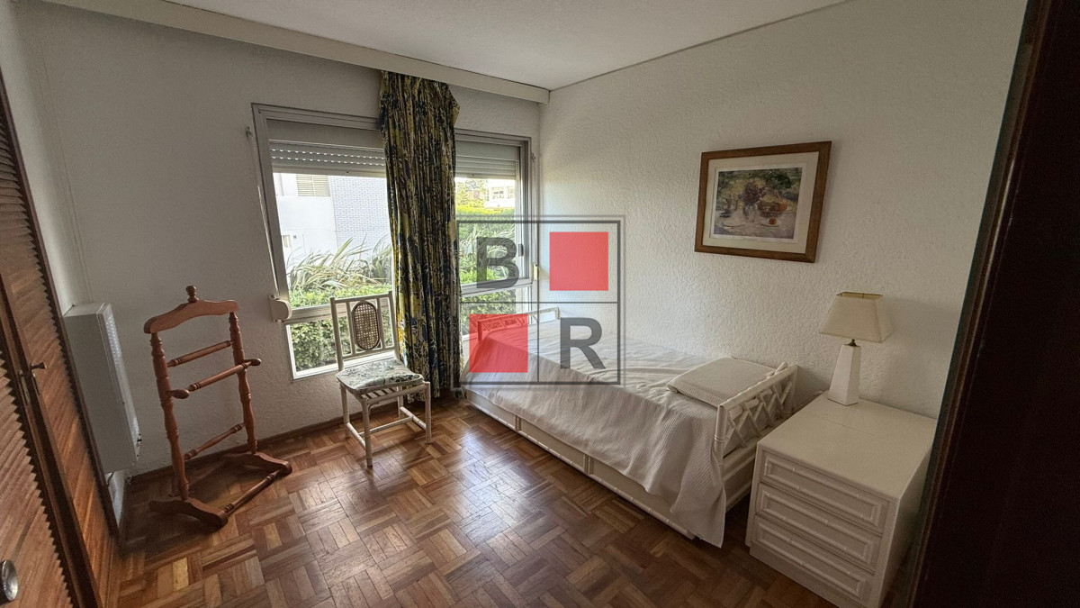 Apartamento ID.1159 - Alquiler Temporada 3 dormitorio MANSA