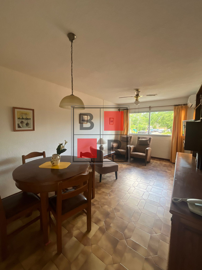 Apartamento ID.42 - ALQUILER TEMPORADA PARADA 9 MANSA 2 dormitorios 2 baños 