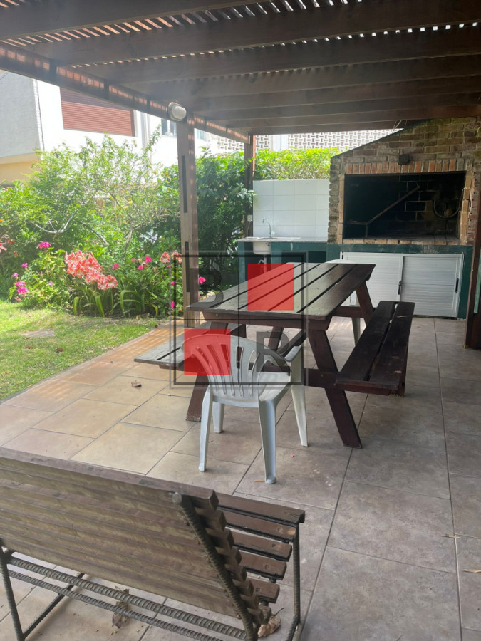 Apartamento ID.42 - ALQUILER TEMPORADA PARADA 9 MANSA 2 dormitorios 2 baños 