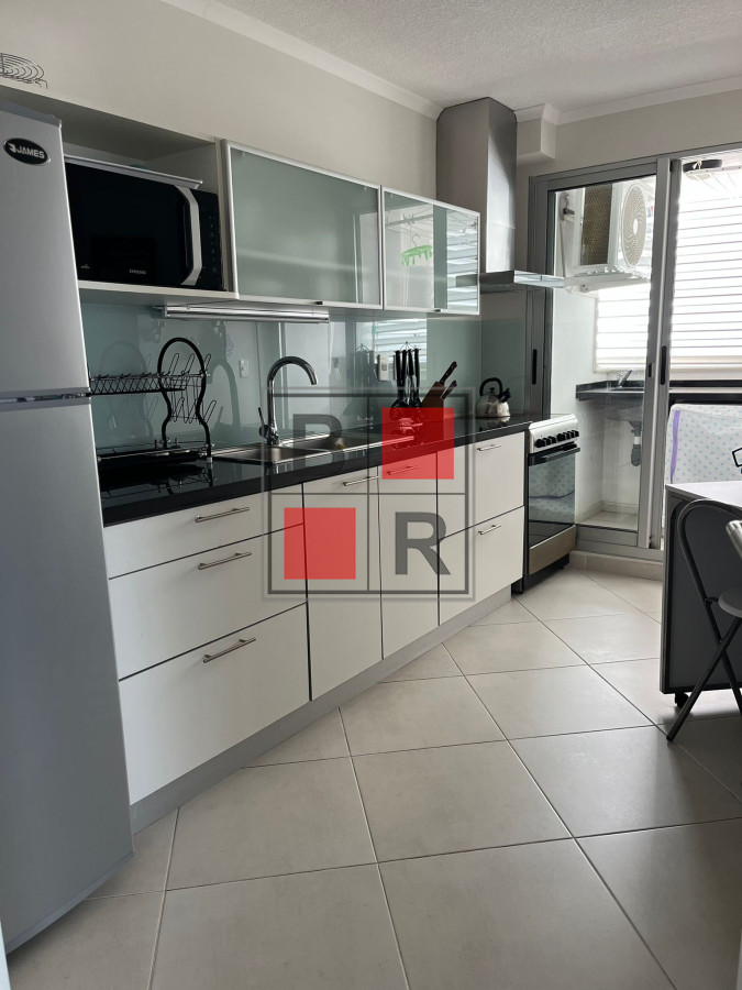 Apartamento ID.143 - ALQUILER TEMPORADA Apto 3 dormitorios Torre con amenities