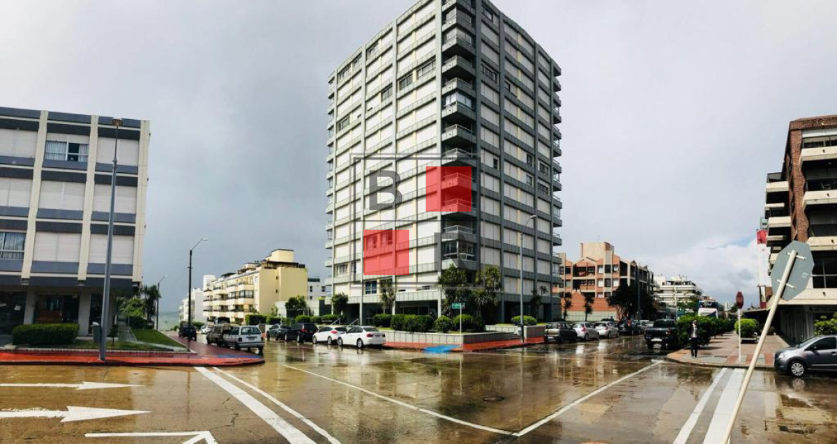 Apartamento ID.745 - VENTA APARTAMENTO, Zona Península, 1 dormitorio
