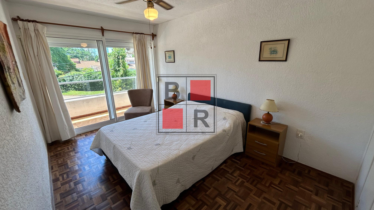 Apartamento ID.42 - ALQUILER TEMPORADA PARADA 9 MANSA 2 dormitorios 2 baños 