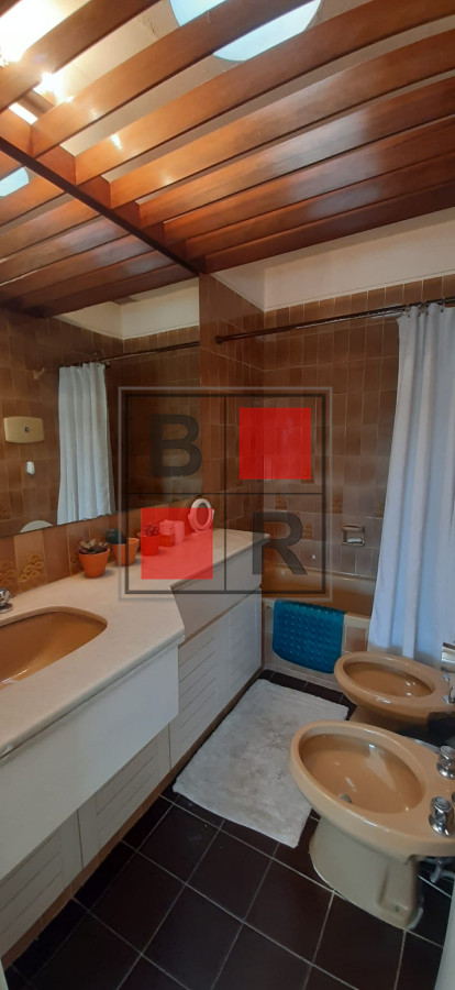 Apartamento ID.715 - VENTA APARTAMENTO, Zona Mansa, 3 dormitorios