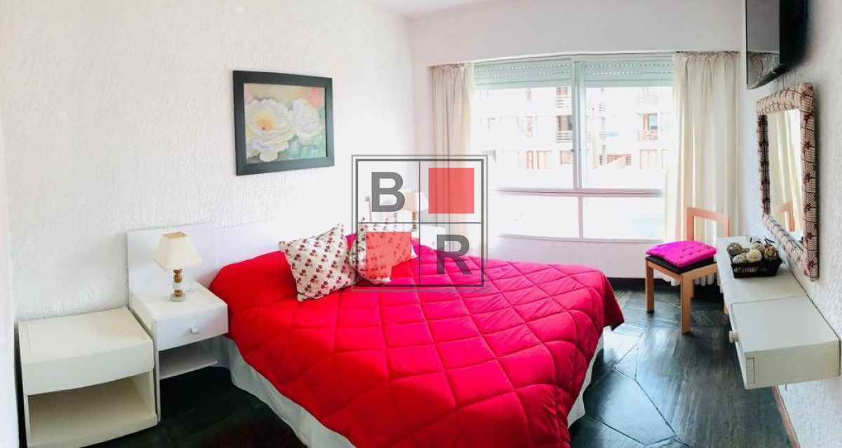 Apartamento ID.745 - VENTA APARTAMENTO, Zona Península, 1 dormitorio