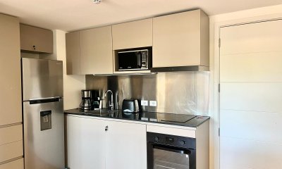 Oportunidad Moderno apto. 1 dormitorio playa mansa