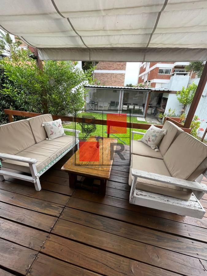 Casa ID.892 - HERMOSA CASA ALQUILER VERANO MANSA