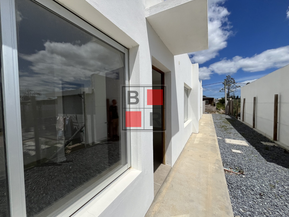 Casa ID.942 - VENTA CASA PH Barrio 4H