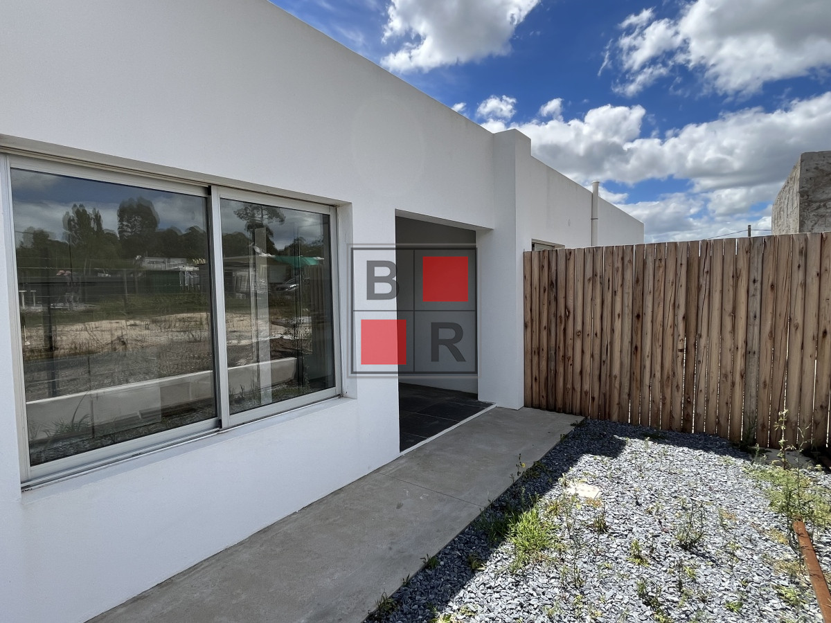 Casa ID.942 - VENTA CASA PH Barrio 4H