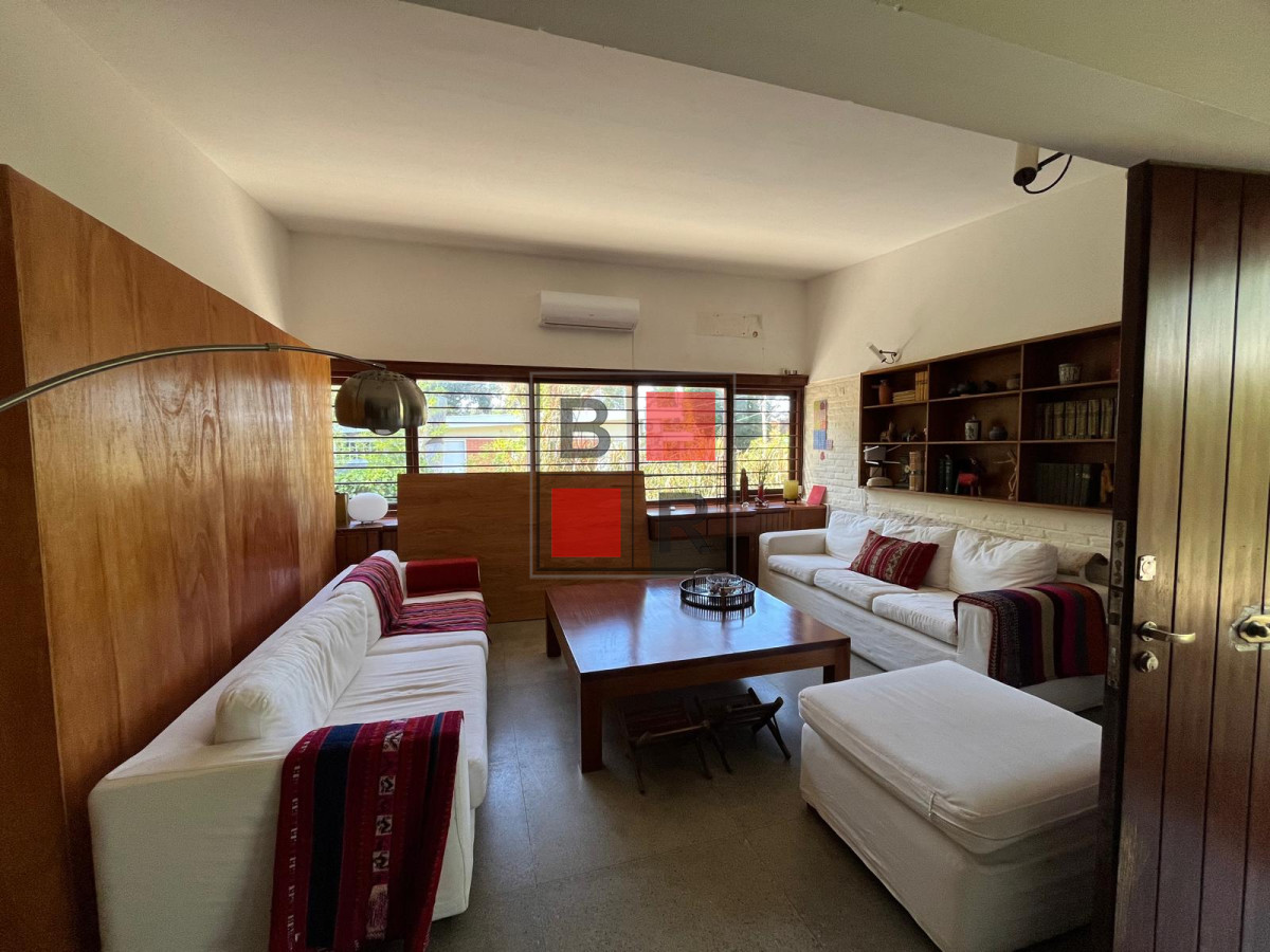 Casa ID.799 - Temporada Casa en Mansa con piscina Aura