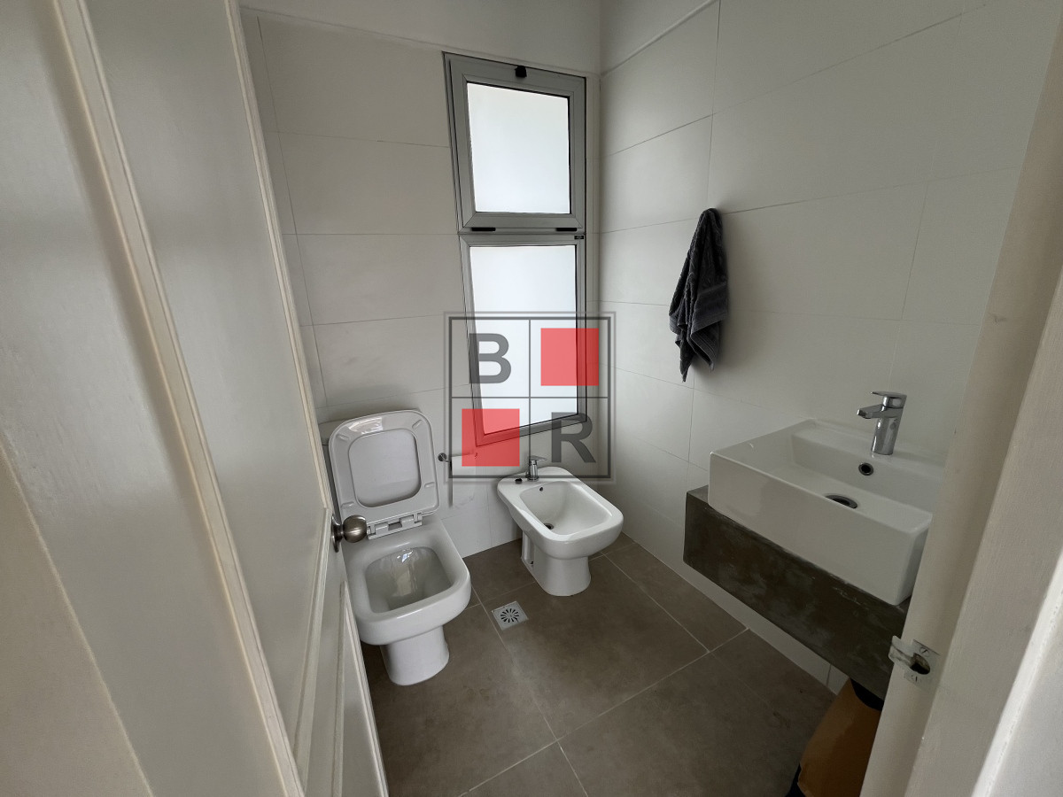 Casa ID.942 - VENTA CASA PH Barrio 4H