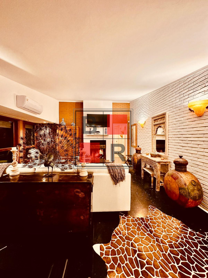 Casa ID.1207 - OPORTUNIDAD DE VENTA MANSA- Chalet de 5 dormitorios 