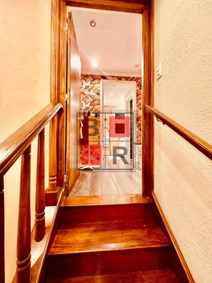 Casa ID.1207 - OPORTUNIDAD DE VENTA MANSA- Chalet de 5 dormitorios 