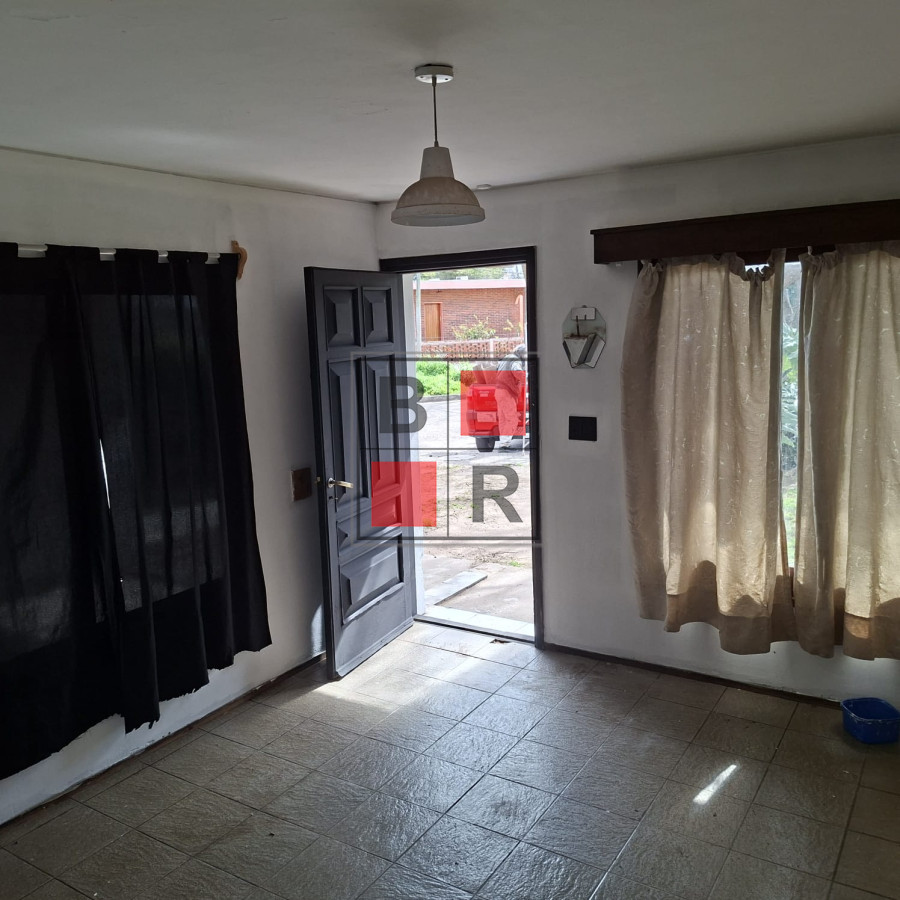 Casa ID.1377 - CASA PH EN VENTA MALDONADO CERCA DE AV AIGUA