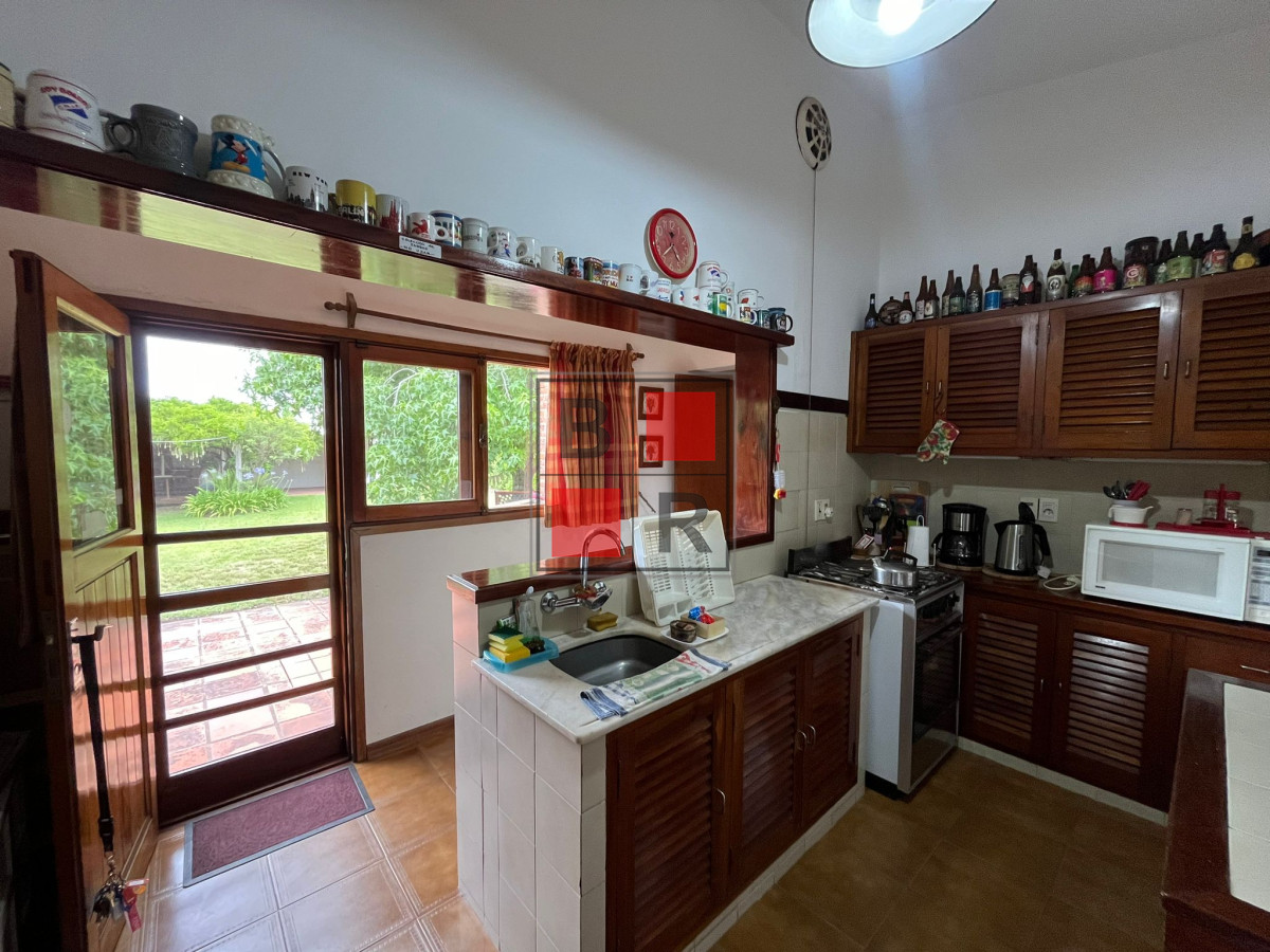 Casa ID.1162 - Hermosa casa de 2 dormitorios a pasos de la mansa 