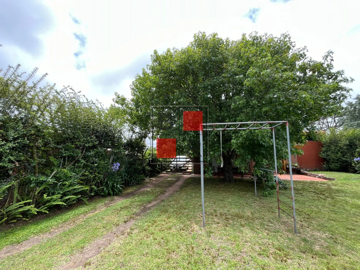 Casa ID.1162 - Hermosa casa de 2 dormitorios a pasos de la mansa 