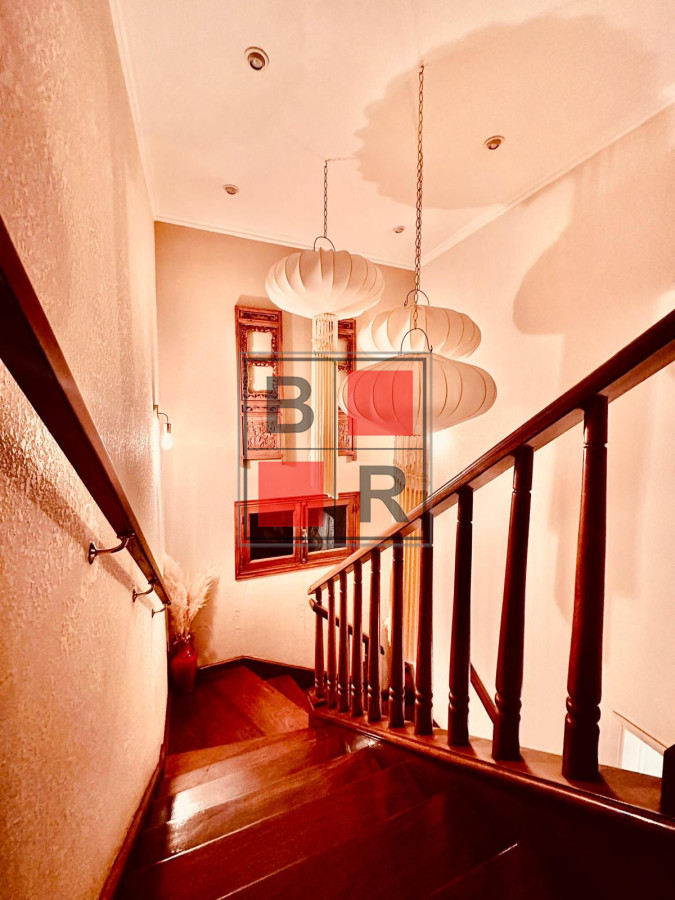Casa ID.1207 - OPORTUNIDAD DE VENTA MANSA- Chalet de 5 dormitorios 