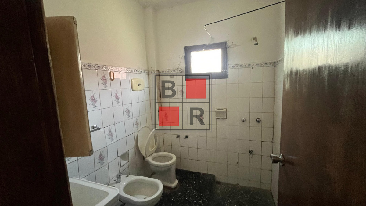 Casa ID.1033 - CASA 4 dorm en SAN CARLOS