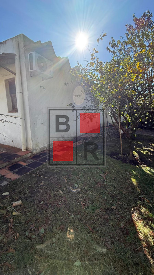 Casa ID.1336 - VENTA CASA CON PISCINA PINARES