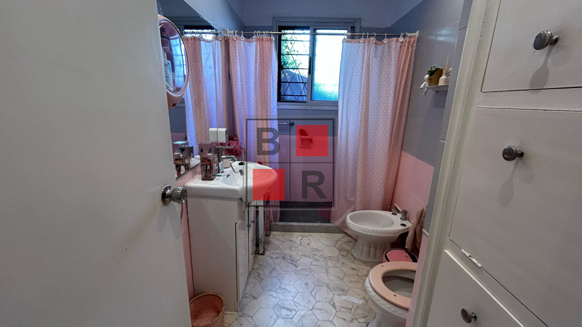 Casa ID.1207 - OPORTUNIDAD DE VENTA MANSA- Chalet de 5 dormitorios 