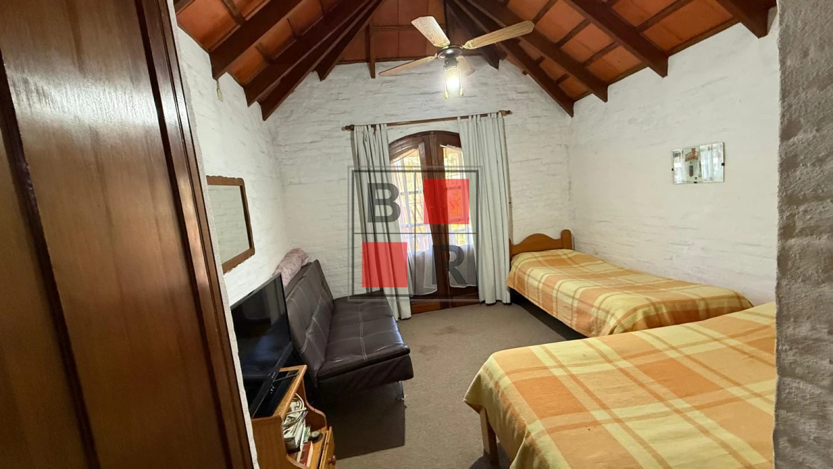 Casa ID.1336 - VENTA CASA CON PISCINA PINARES