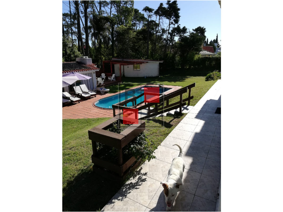 Casa ID.367 - Alquiler TEMPORADA, Casa 4 Dormitorios Zona Mansa.
