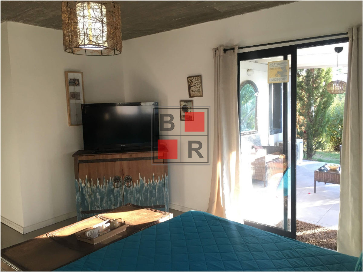 Casa ID.382 - VENTA CASA, 3 dormitorios, Lausana