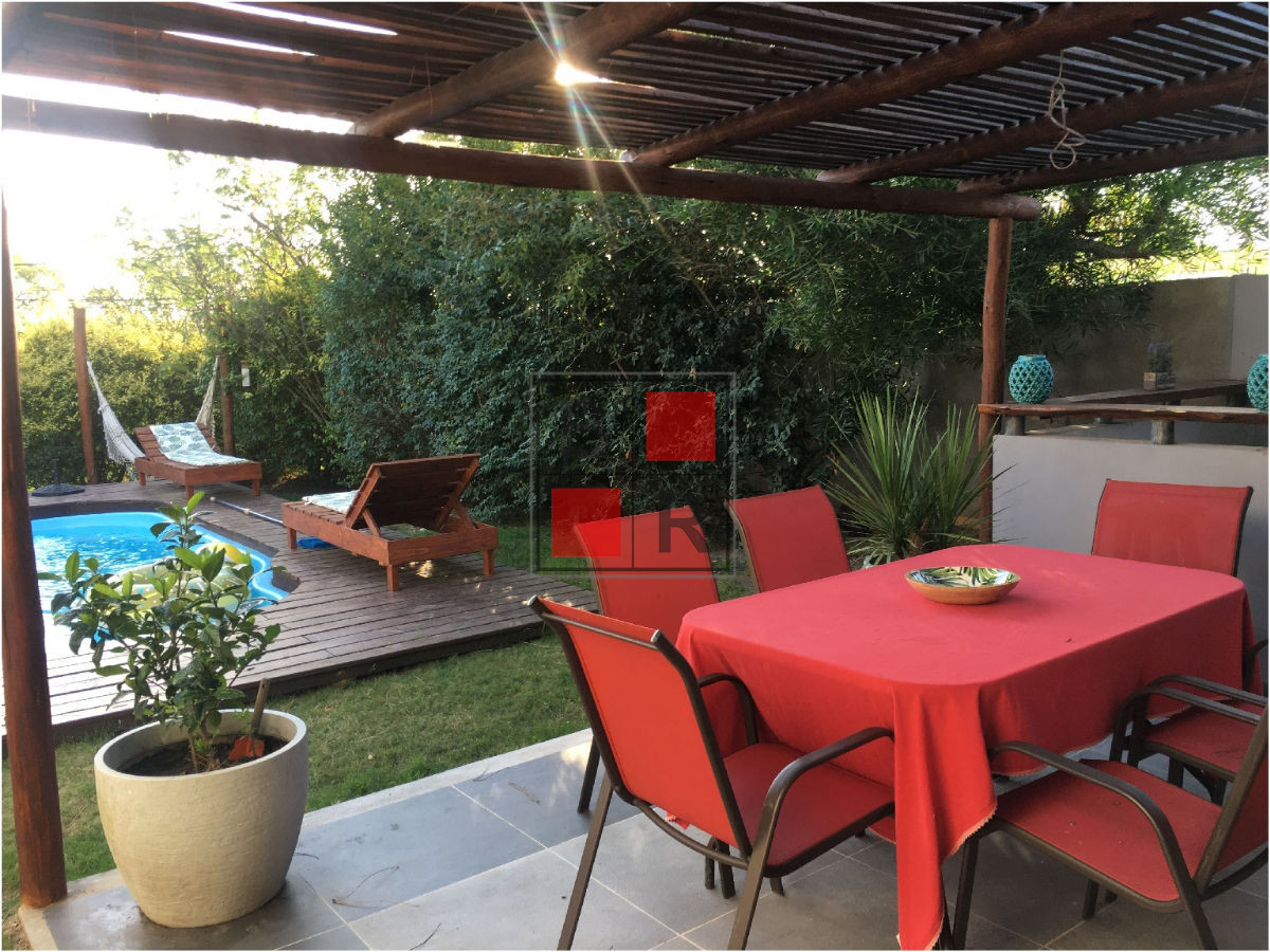 Casa ID.382 - VENTA CASA, 3 dormitorios, Lausana