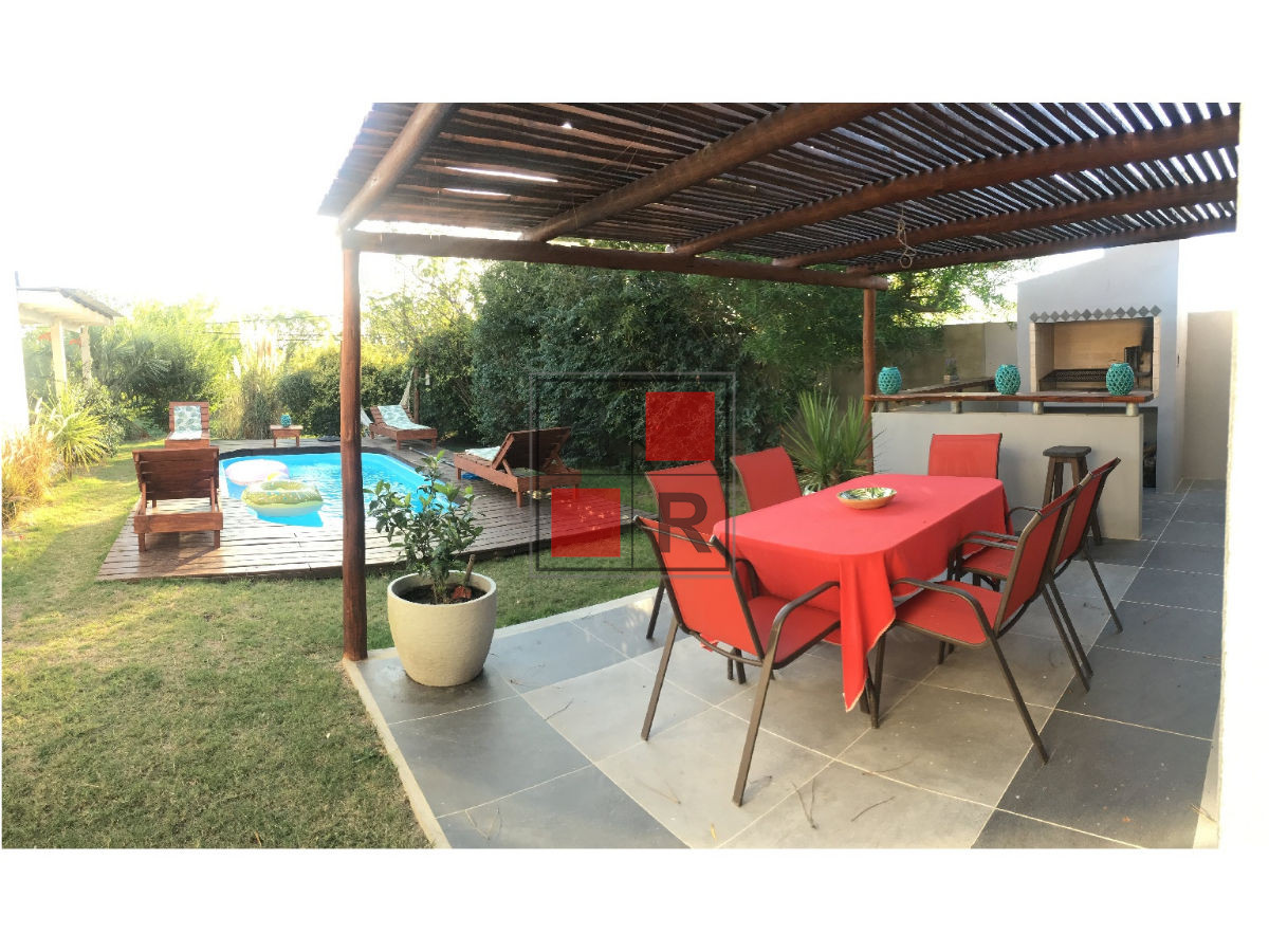 Casa ID.382 - VENTA CASA, 3 dormitorios, Lausana