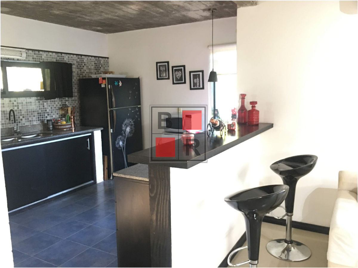 Casa ID.382 - VENTA CASA, 3 dormitorios, Lausana