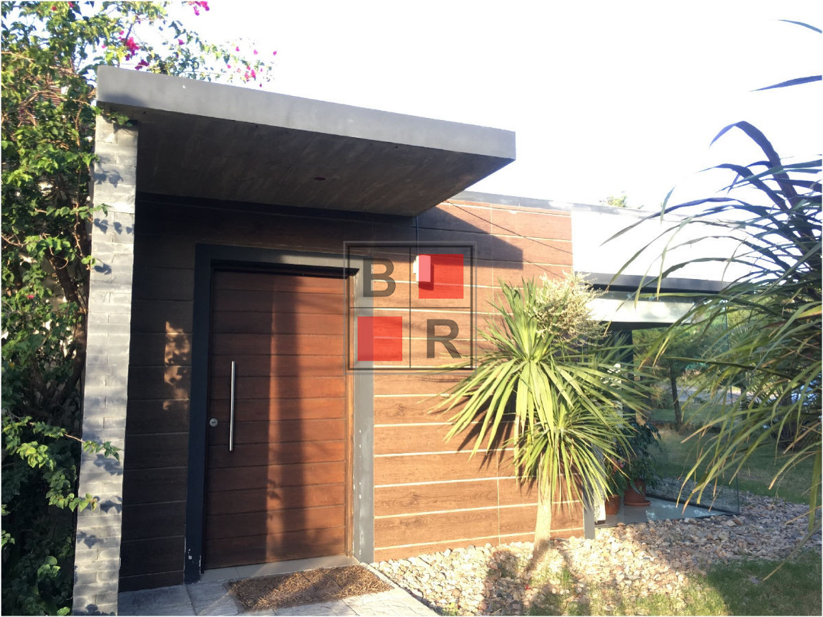 Casa ID.382 - VENTA CASA, 3 dormitorios, Lausana