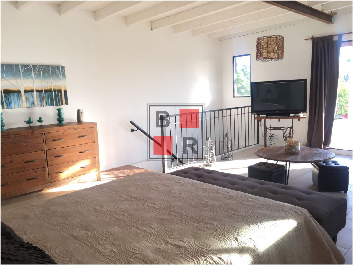 Casa ID.382 - VENTA CASA, 3 dormitorios, Lausana