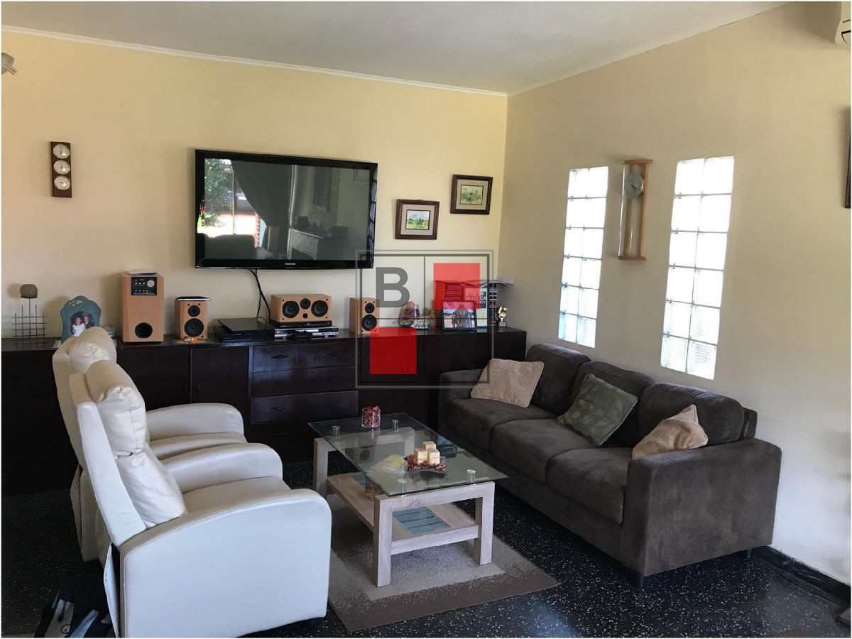 Casa ID.385 - VENTA CASA, Zona Mansa, 3dormitorio