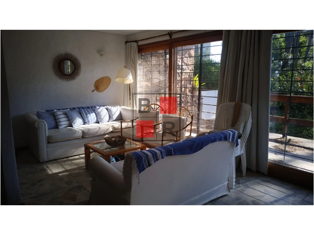 Casa ID.389 - ALQUILER ANUAL A PASOS DE PUNTA SHOPPING