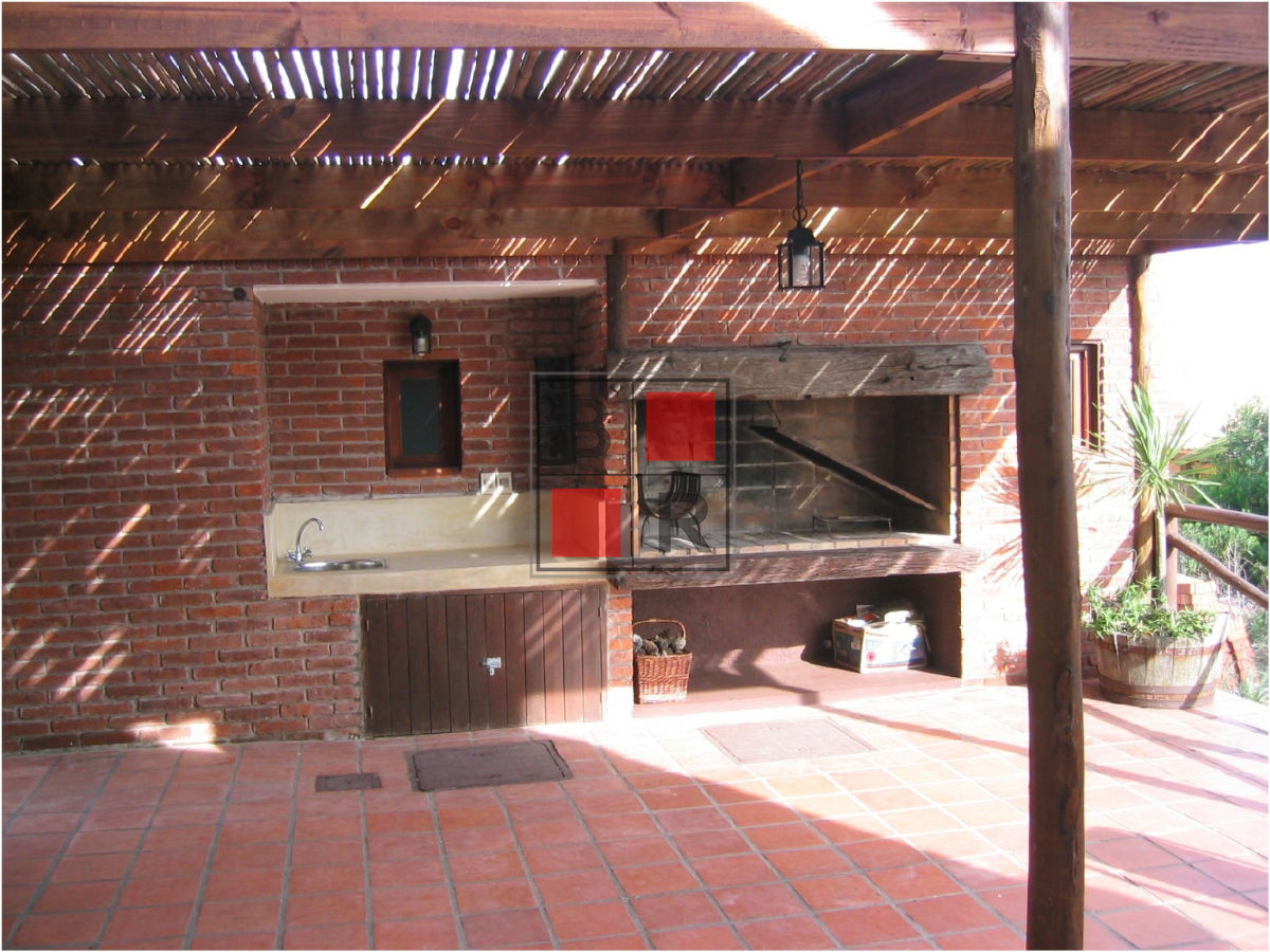 Casa ID.336 - Alquiler temporada, hermosa casa, 4 dorm. 