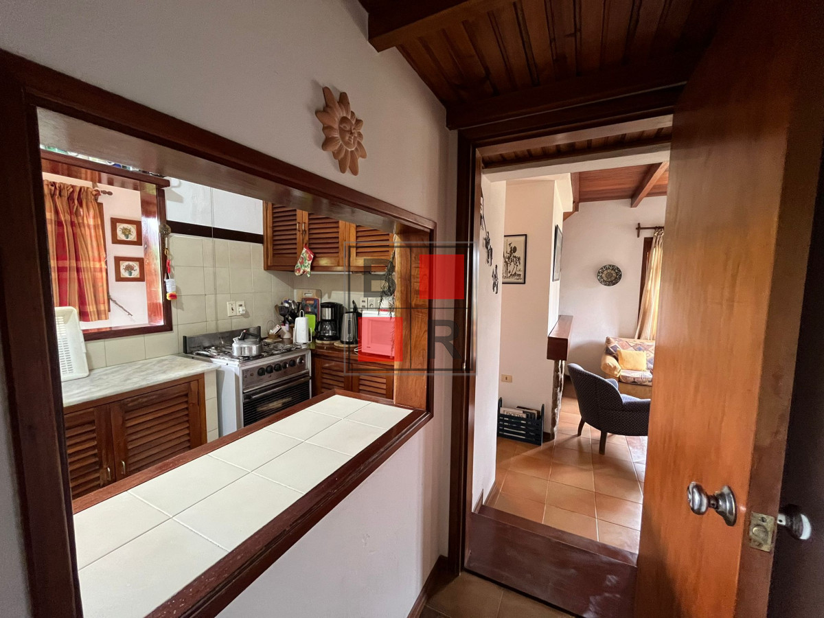 Casa ID.1162 - Hermosa casa de 2 dormitorios a pasos de la mansa 