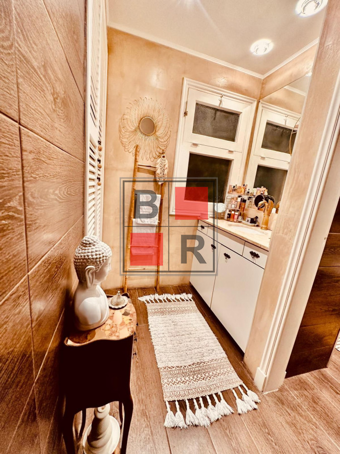 Casa ID.1207 - OPORTUNIDAD DE VENTA MANSA- Chalet de 5 dormitorios 