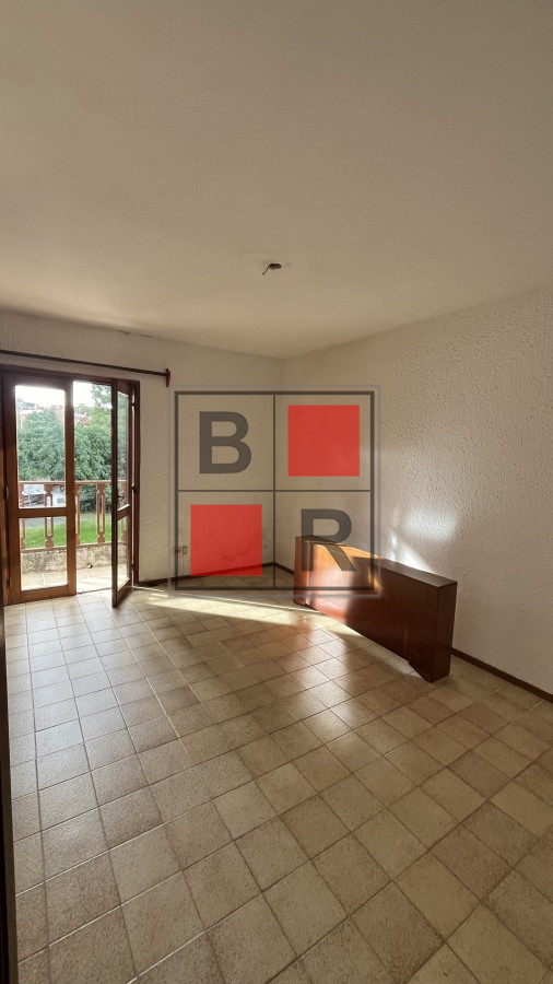 Local Comercial ID.1034 - LOCAL VENTA Parada 5 frente a ANCAP y a metros de Punta Shopping