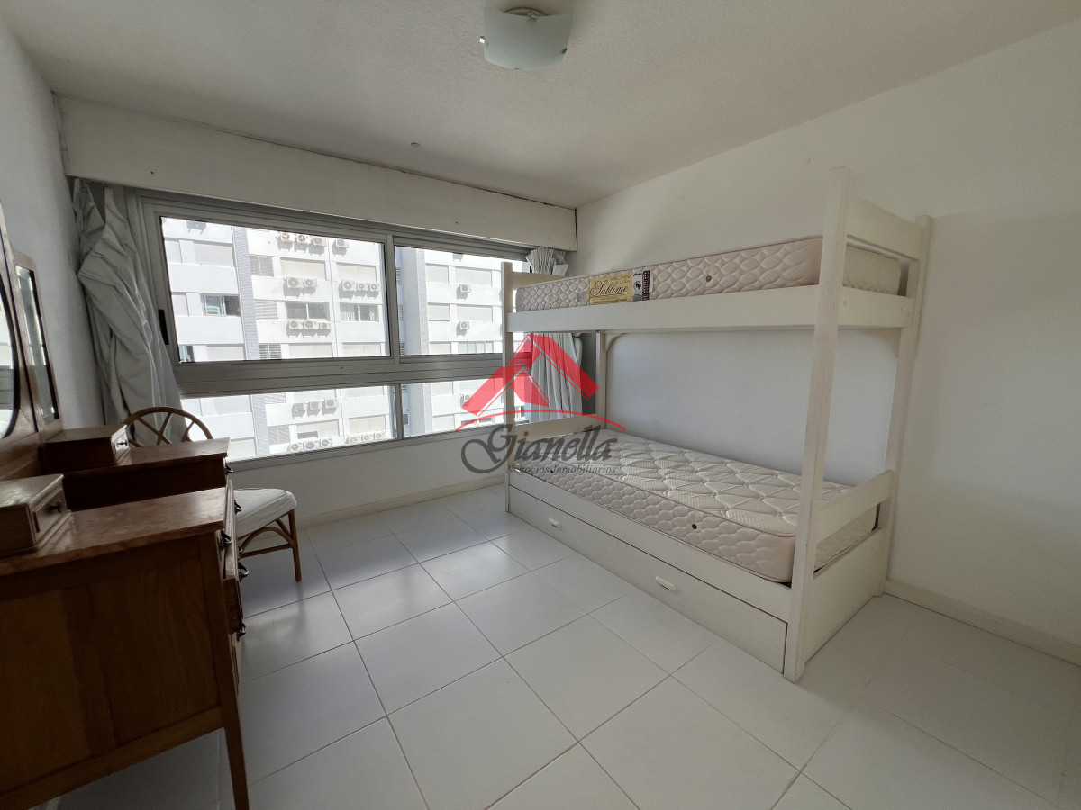 Apartamento ID.1962 - Playa Mansa 