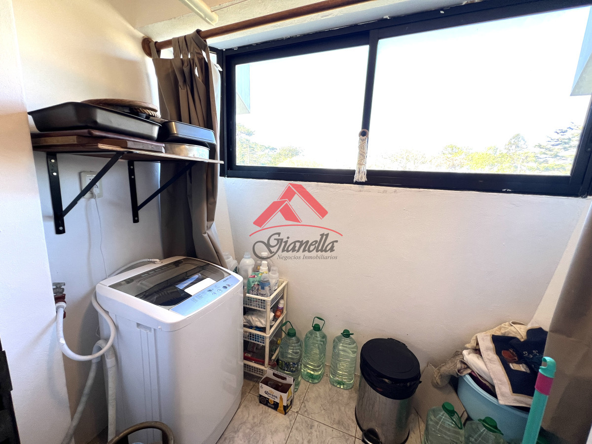 Apartamento ID.2151 - apartamento en venta en playa mansa, dos dormitorios dos baños