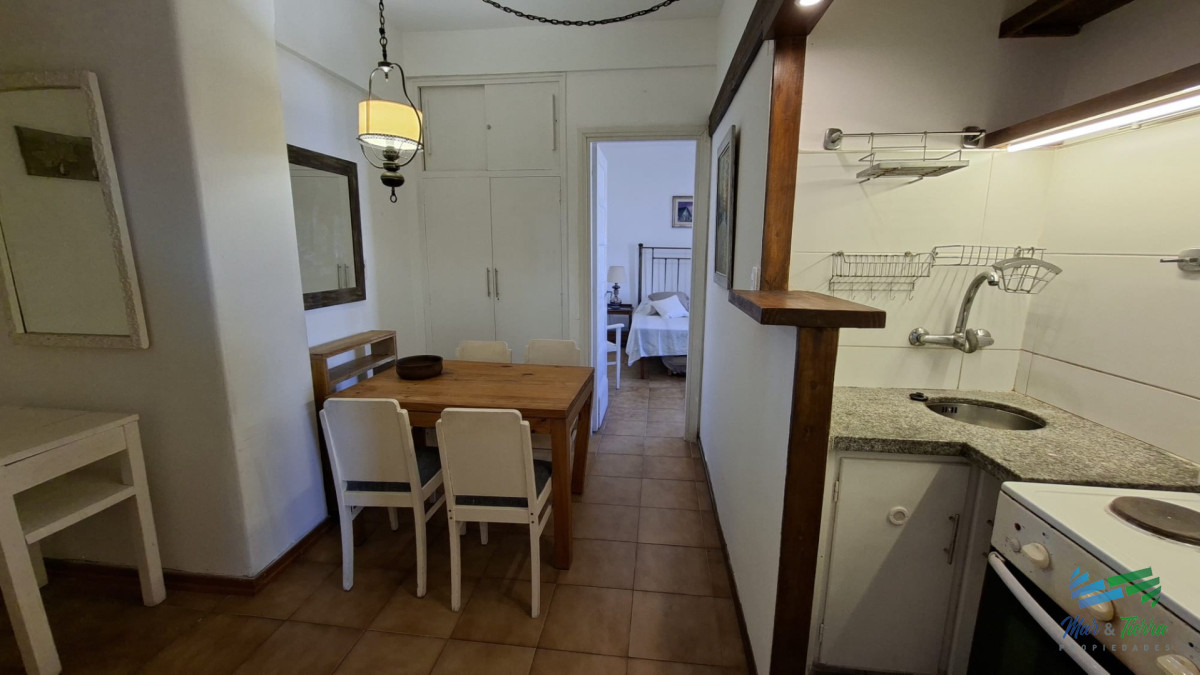 Apartamento ID.5814 - EN VENTA APARTAMENTO 2 DORMITORIOS PENINSULA, PUNTA DEL ESTE