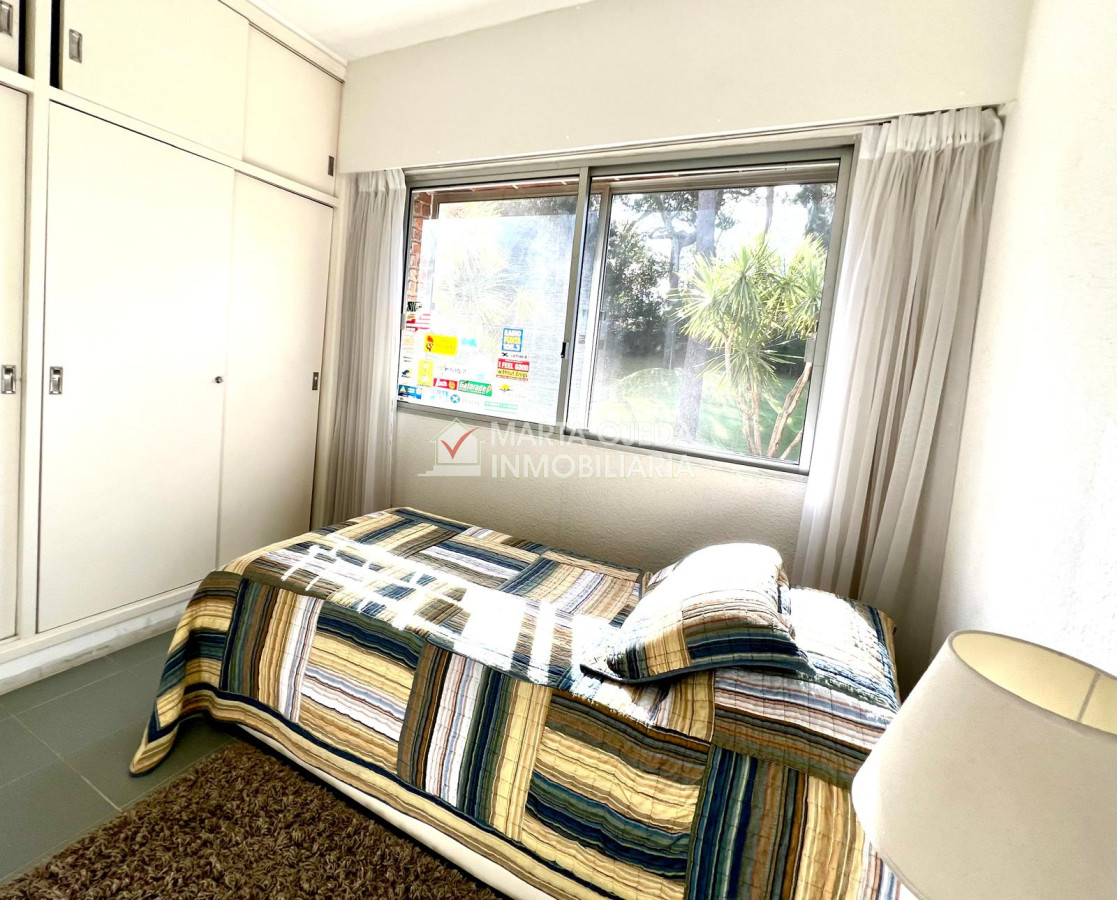 Apartamento ID.41114 - En venta, playa mansa, zona parada 16, de 3 dormitorios, con parrillero.