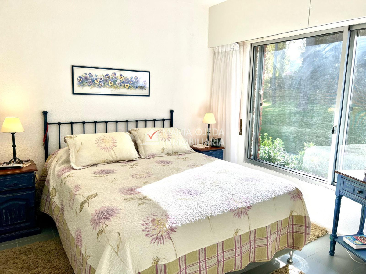 Apartamento ID.41114 - En venta, playa mansa, zona parada 16, de 3 dormitorios, con parrillero.