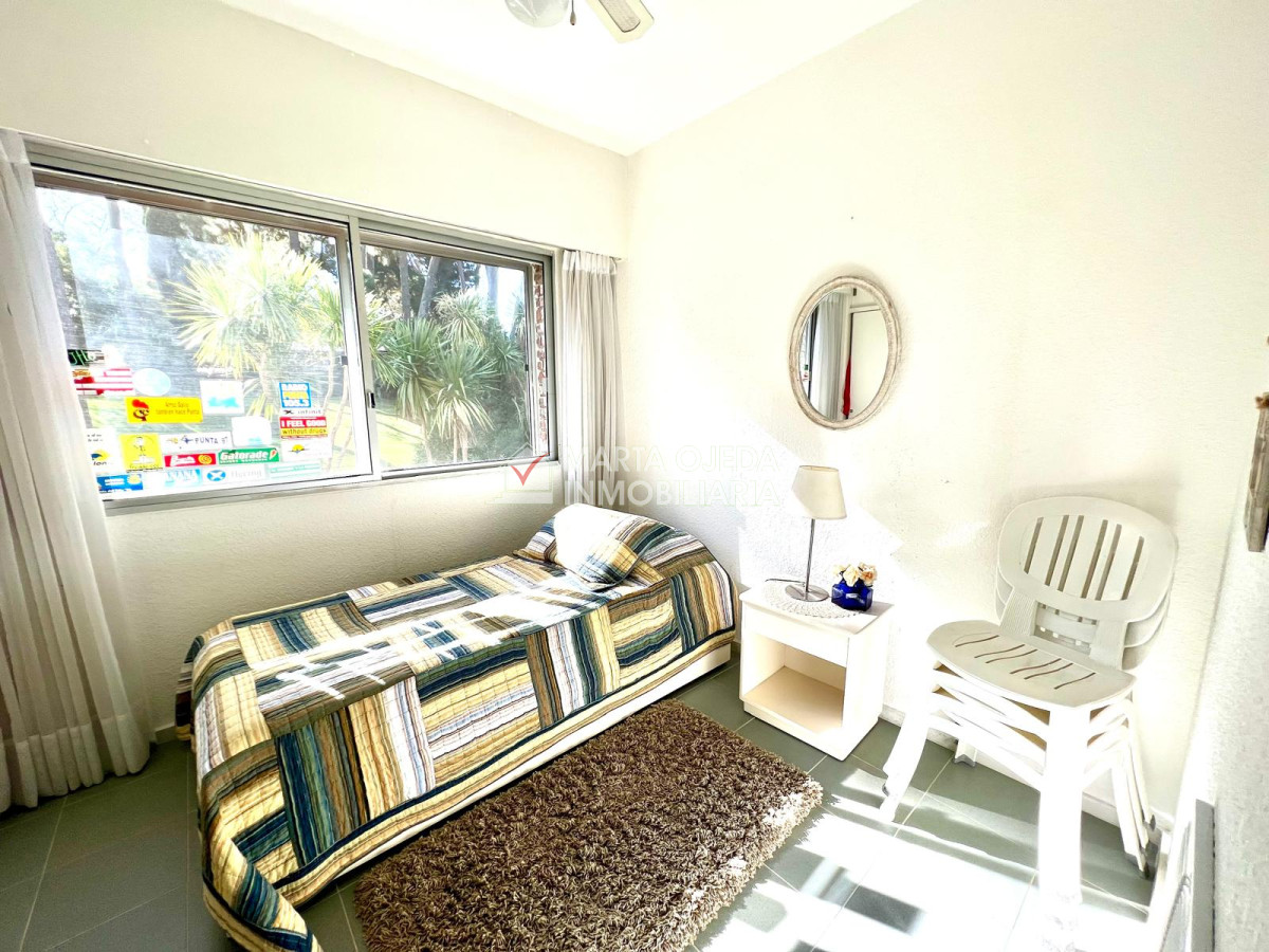 Apartamento ID.41114 - En venta, playa mansa, zona parada 16, de 3 dormitorios, con parrillero.