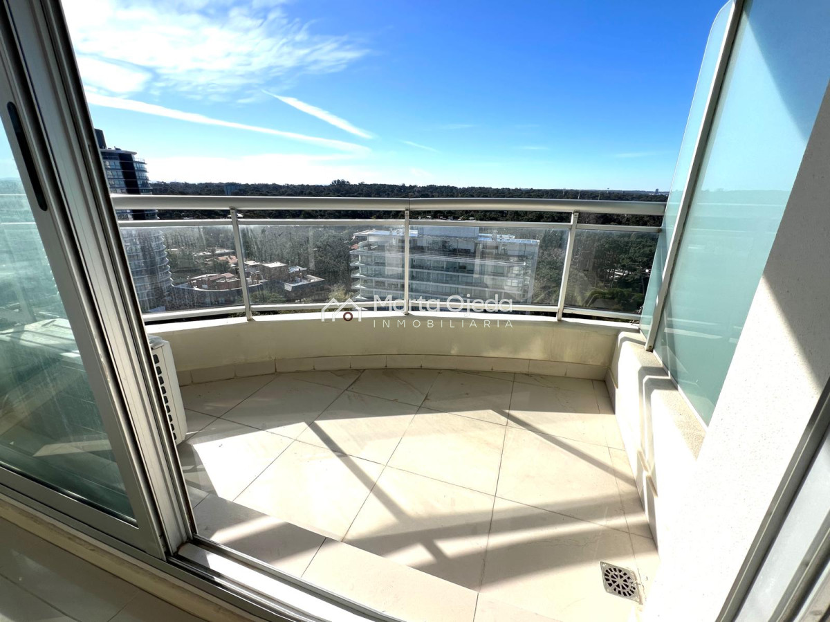 Apartamento ID.41167 - apartamento en venta de 3 dormitorios 3 baños, zona shopping, punta del este