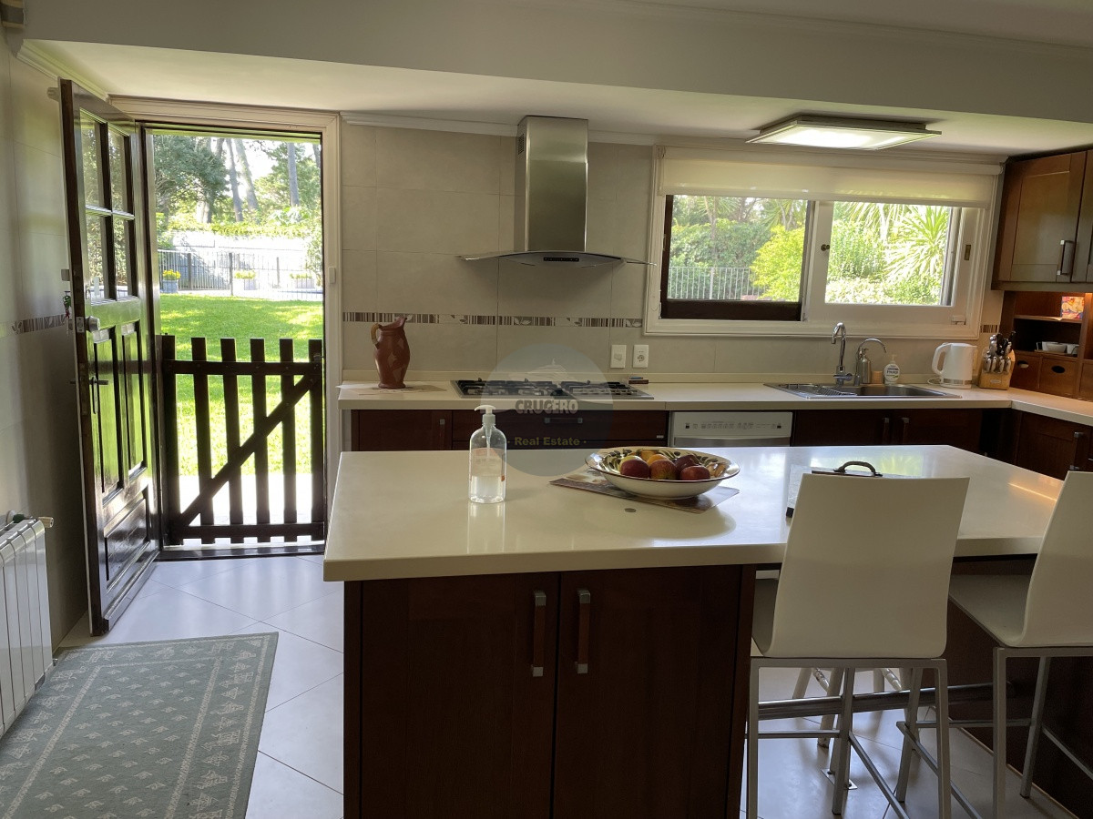 Casa ID.6567 - CASA EN VENTA EN LUGANO 3 DORMITORIOS