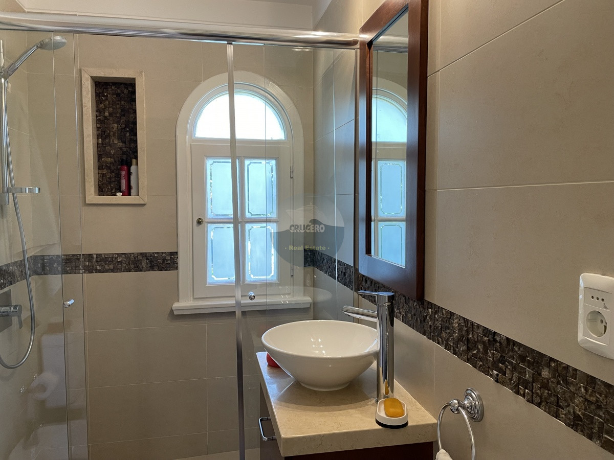 Casa ID.6567 - CASA EN VENTA EN LUGANO 3 DORMITORIOS