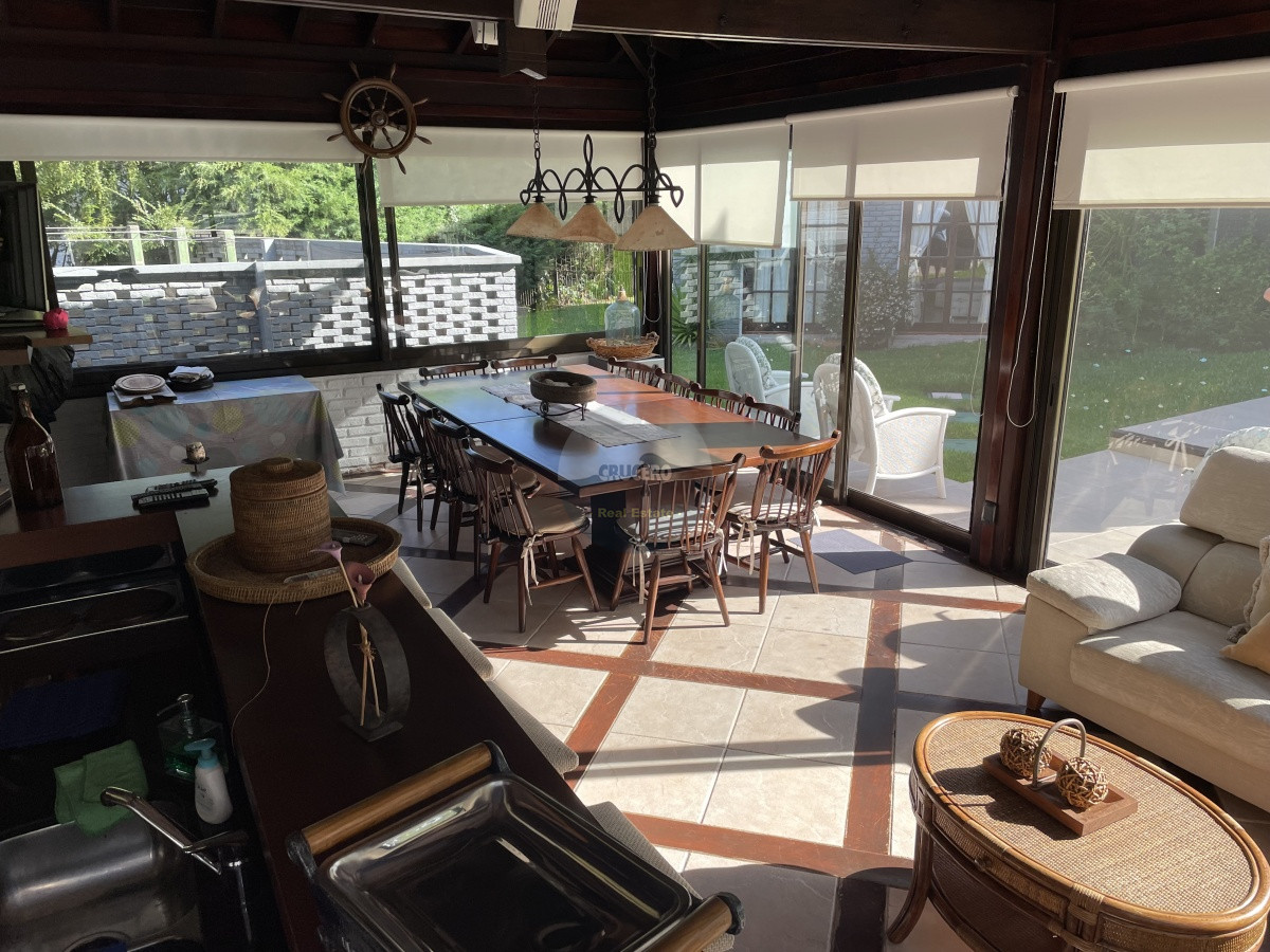 Casa ID.6567 - CASA EN VENTA EN LUGANO 3 DORMITORIOS