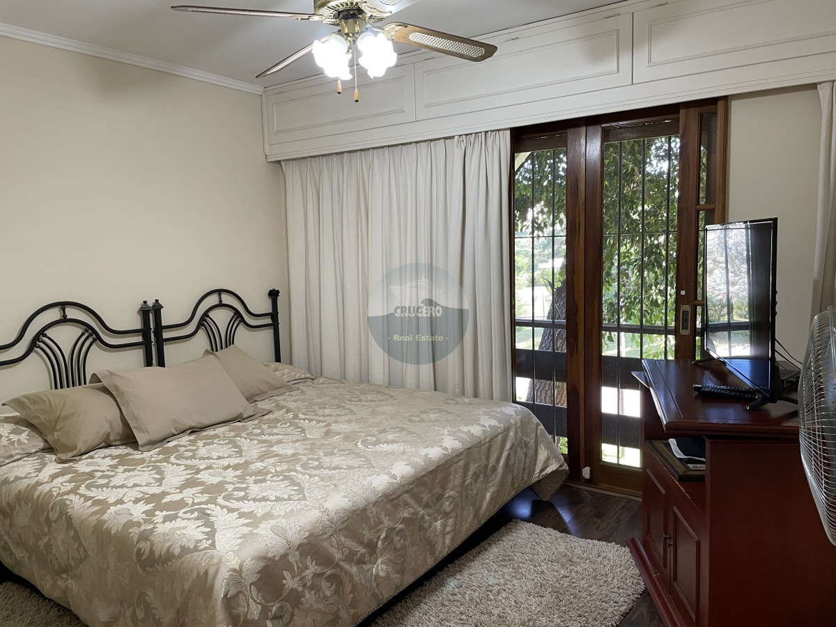Casa ID.6567 - CASA EN VENTA EN LUGANO 3 DORMITORIOS