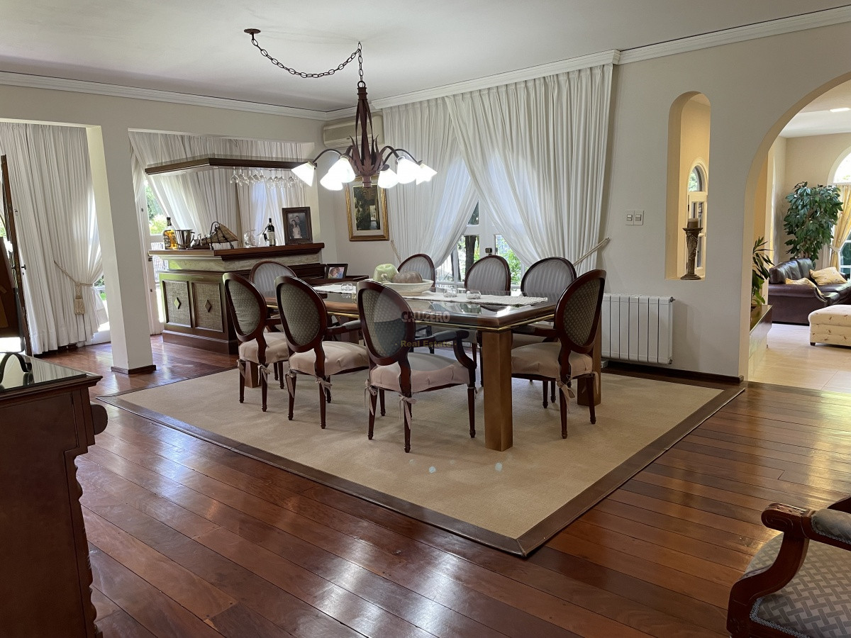 Casa ID.6567 - CASA EN VENTA EN LUGANO 3 DORMITORIOS
